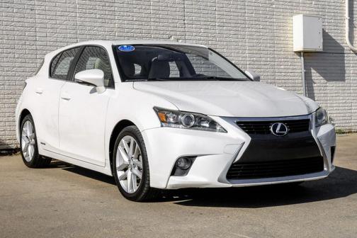 White 2015 Lexus CT 200h CT 200h Hatchback 4D