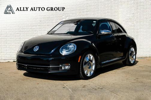 2013 Volkswagen Beetle 2.0T Fender Edition