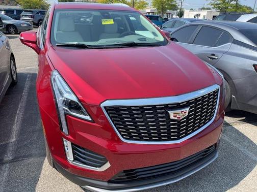 2023 Cadillac XT5 Premium Luxury