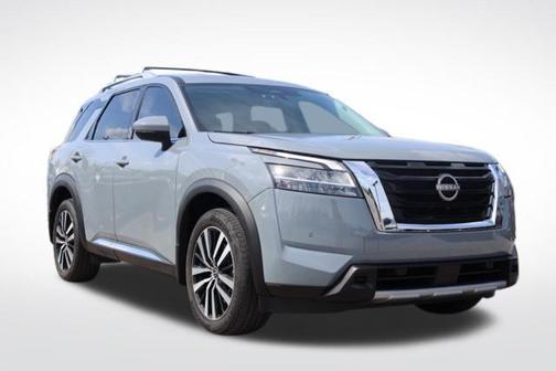 2023 Nissan Pathfinder Platinum 4WD