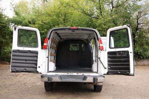 2023 Chevrolet Express 2500 RWD 2500 Regular Wheelbase WT