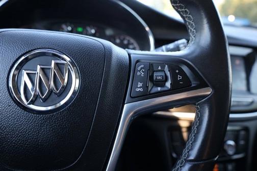 Summit White 2022 Buick Encore Preferred