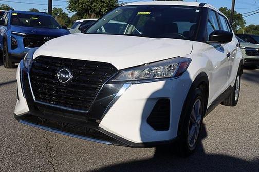 2022 Nissan Kicks S