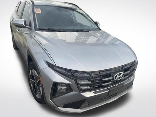 Shimmering Silver 2025 Hyundai TUCSON SEL