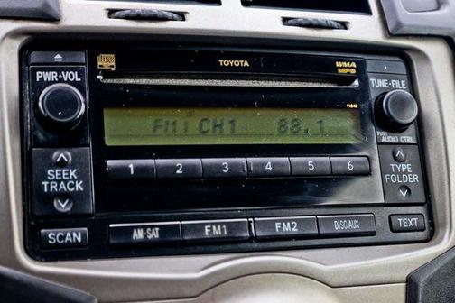 2009 Toyota Yaris Base