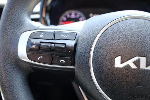 Everlasting Silver 2022 Kia K5 LXS