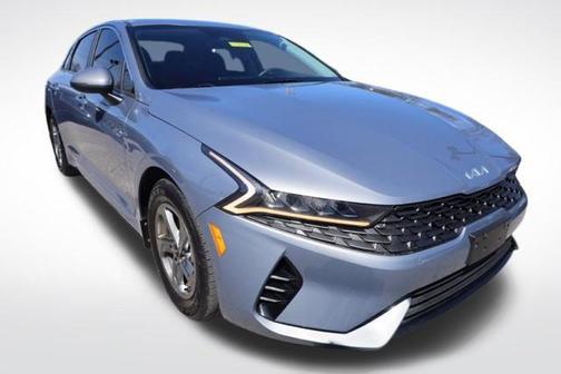 Everlasting Silver 2022 Kia K5 LXS