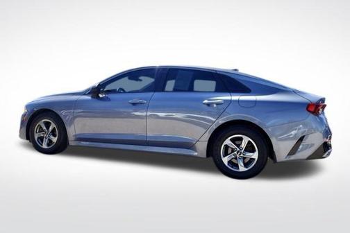Everlasting Silver 2022 Kia K5 LXS