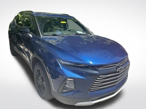 Blue Glow Metallic 2022 Chevrolet Blazer LT