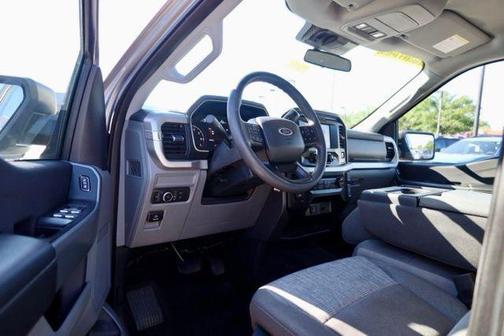 ' 2022 Ford F-150 XLT