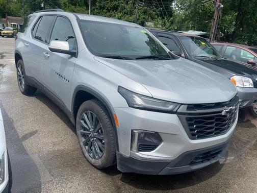2022 Chevrolet Traverse RS