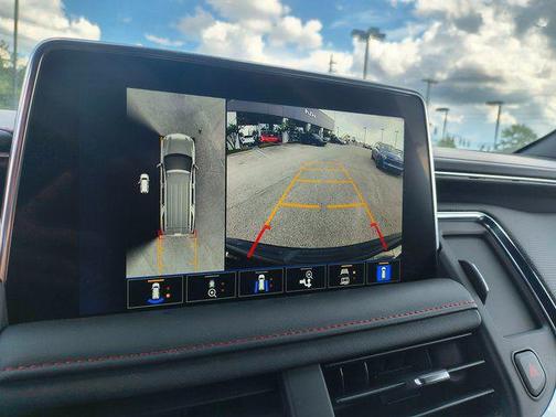 2022 Chevrolet Tahoe 4WD RST