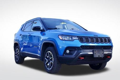 Hydro Blue Pearlcoat 2025 Jeep Compass Trailhawk