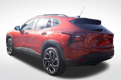 Cayenne Orange Metallic 2024 Chevrolet Trax 2RS