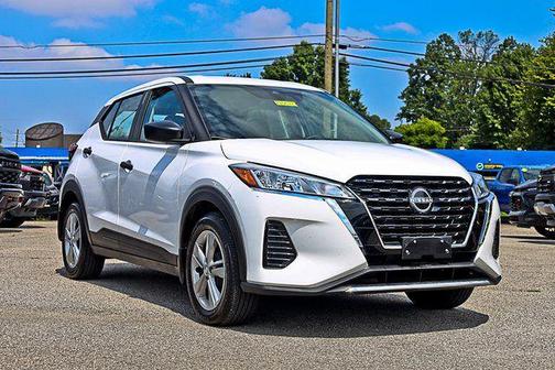 2024 Nissan Kicks S