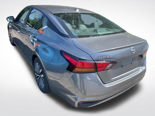 Gun Metallic 2025 Nissan Altima 2.5 SV