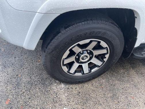 2024 Toyota 4Runner TRD Off Road