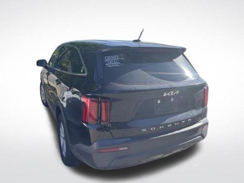 Ebony Black 2022 Kia Sorento LX