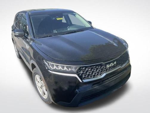 Ebony Black 2022 Kia Sorento LX