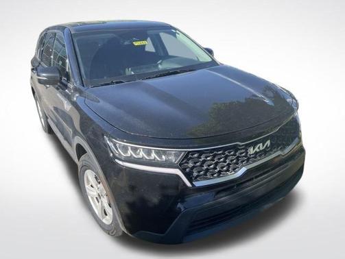 Ebony Black 2022 Kia Sorento LX