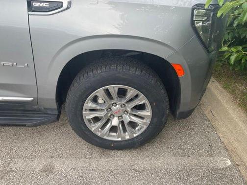 Sterling Metallic 2023 GMC Yukon Denali