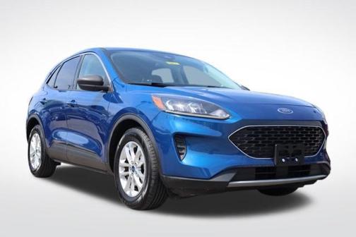 Atlas Blue Metallic 2022 Ford Escape SE