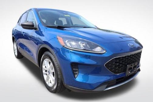 Atlas Blue Metallic 2022 Ford Escape SE