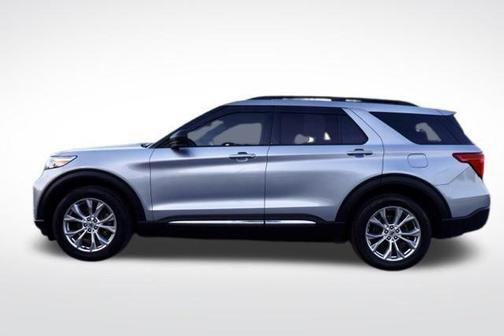 Iconic Silver Metallic 2020 Ford Explorer XLT