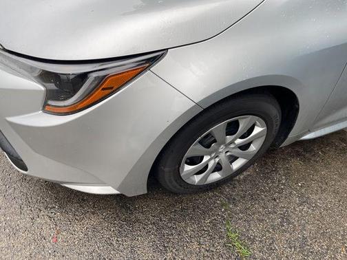 Classic Silver Metallic 2024 Toyota Corolla LE