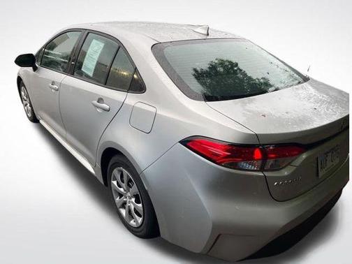 Classic Silver Metallic 2024 Toyota Corolla LE