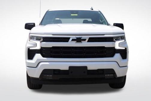 Summit White 2026 Chevrolet Silverado 1500 RST