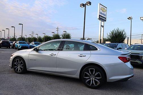2021 Chevrolet Malibu FWD RS