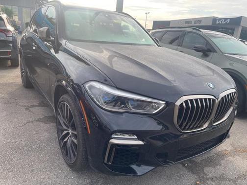 2020 BMW X5 M50i