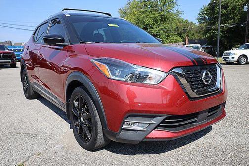 2020 Nissan Kicks SR