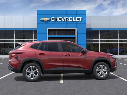 2025 Chevrolet Trax LS