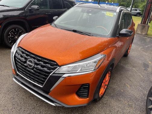 2023 Nissan Kicks SV