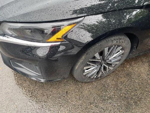 Super Black Clearcoat 2025 Nissan Altima 2.5 SV