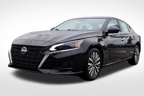 Super Black Clearcoat 2025 Nissan Altima 2.5 SV