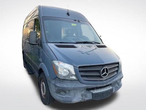 2018 Mercedes-Benz Sprinter 2500 Standard Roof