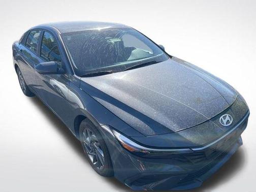 Ecotronic Gray 2024 Hyundai ELANTRA SEL