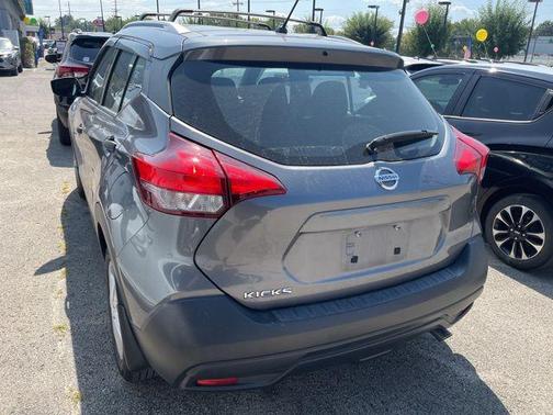2019 Nissan Kicks S