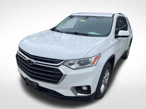 Summit White 2019 Chevrolet Traverse LT Leather
