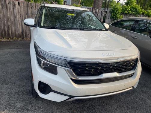 2023 Kia Seltos S