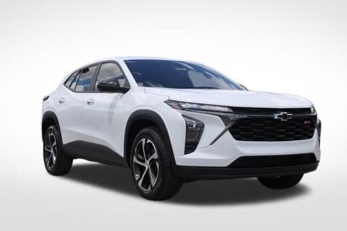 Summit White 2024 Chevrolet Trax 1RS