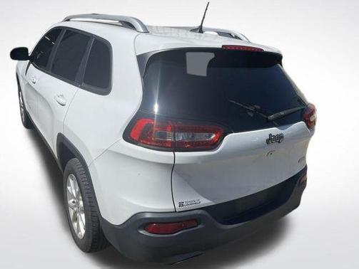 Bright White Clearcoat 2018 Jeep Cherokee Latitude Plus