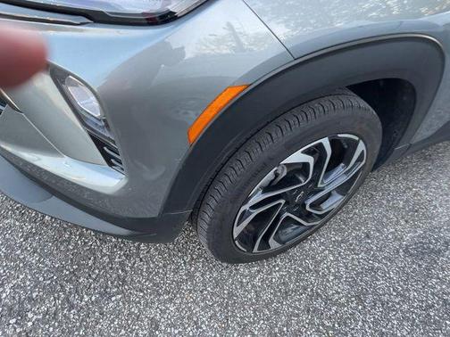 Sterling Gray Metallic 2024 Chevrolet Trailblazer RS