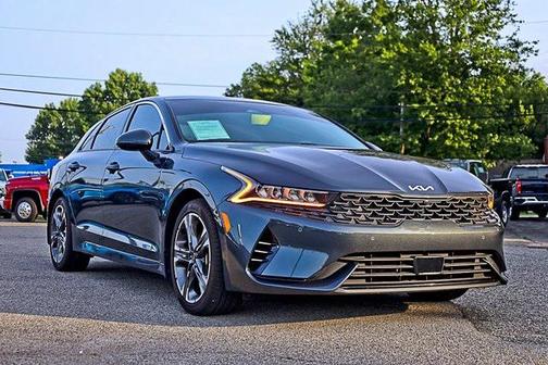 2022 Kia K5 EX