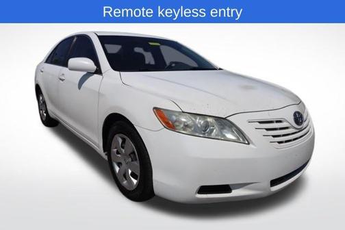 Super White 2009 Toyota Camry LE