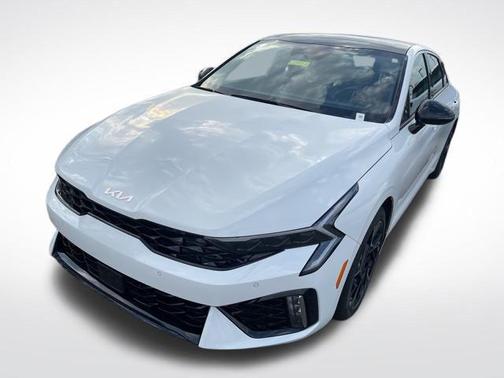 Snow White Pearl 2025 Kia K5 GT-Line