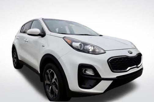 Clear White 2021 Kia Sportage LX